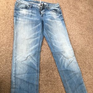 Woman’s skinny jeans size 8
